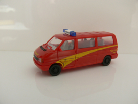 AWM 1:87 VW Transporter Hamburg Airport ovp 72223