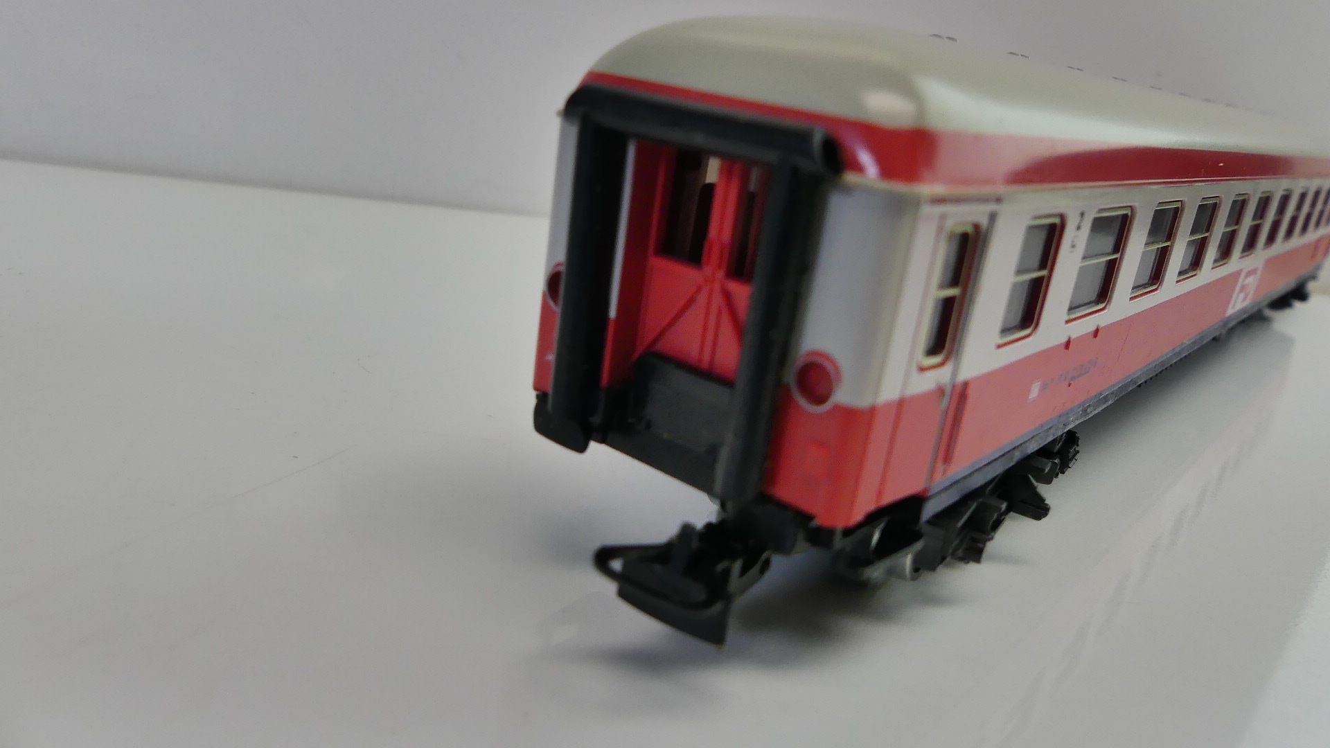 Märklin  H0  personenwagon 2e Klasse FD DB  ovp? 4221