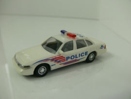 Busch 1:87 USA Police Metropolitan Ford Crown Victoria