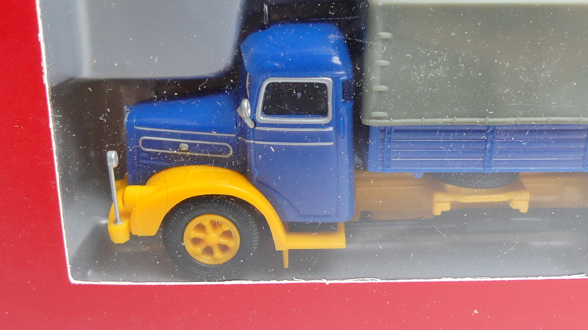 Herpa 1:87 H0 vrachtwagen  MAN F8 ovp 150996