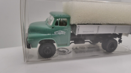 Brekina 1:87 H0 vrachtwagen MAN 650 HA Firma Schwarz bau ovp 45051