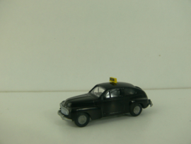 Praline 1:87 Nr. 83902 Volvo PV 544 Limousine Taxi