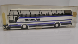 Rietze 1:87  H0 touringcar bus Neoplan CITYLINER
