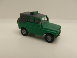 Busch 1:87 H0 Polizei  UAZ 469 Bundesgrenzschutz 1972 52101