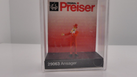 Preiser 1:87 H0 figuur: Spreekstal meester / presentator  ovp 29063