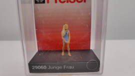 Preiser 1:87 H0 figuur: meisje  ovp 29060