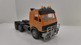 Kibri ? 1:87 H0 vrachtwagen losse trekker Mercedes dubbelasser