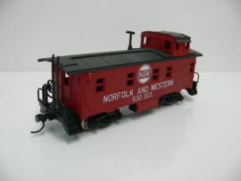 Rivarossi H0 USA Caboose Norfolk and Western 530 303  goederenwagon ovp 5307