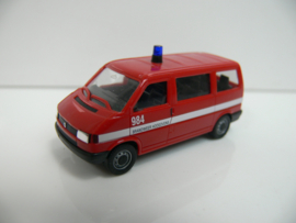 Herpa 1:87 H0 VW Caravelle / Transporter brandweer hoogovens 984