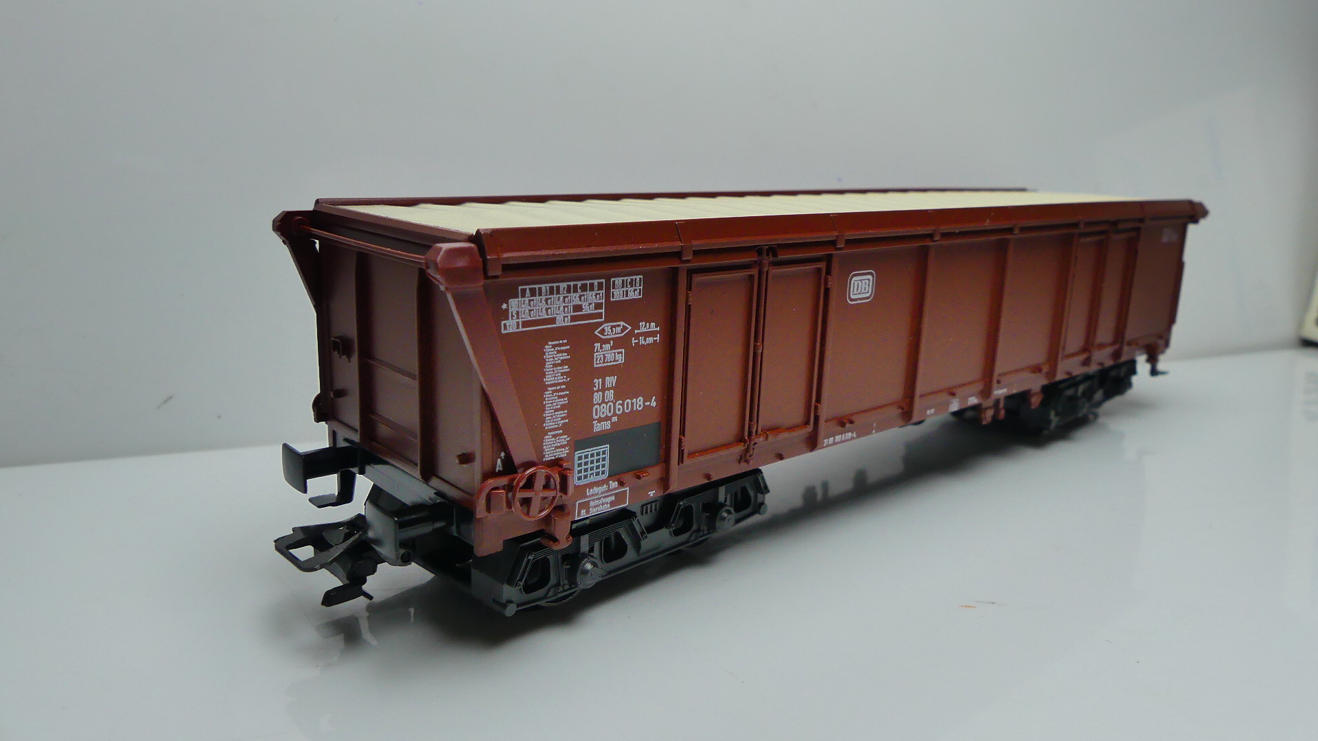 Märklin H0 goederenwagon Hoogboordwagen met roldak type  Eanos DB  ovp 4726