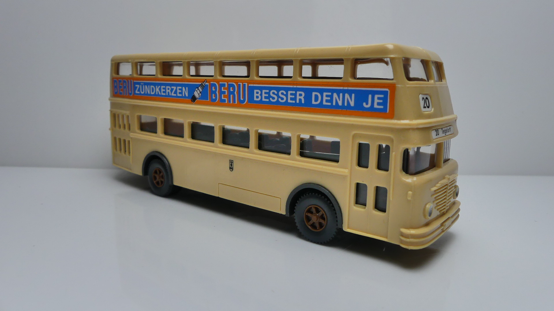 Wiking 1:87 H0 bus stadsbus Büssing D2U Beru Zündkerzen ovp 720/129