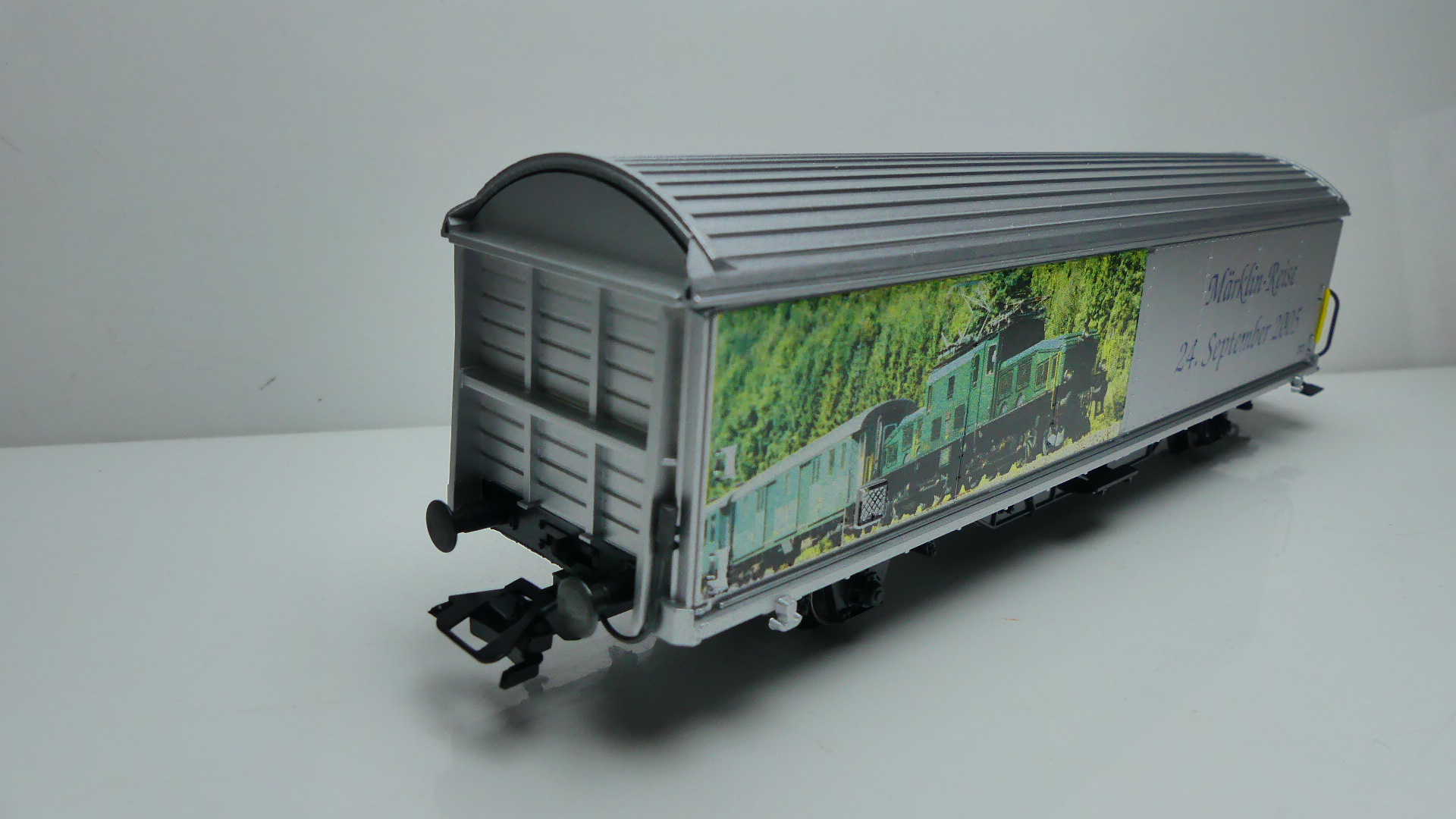 Märklin H0 goederenwagon Schiebewandwagen Märklin-Reise 2005  ovp