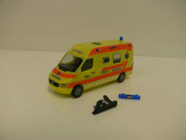 Herpa 1:87  ZEER EXCLUSIEF !! Mercedes Benz  ambulance Kijlstra Drachten Oosterwolde SAF ovp 200033