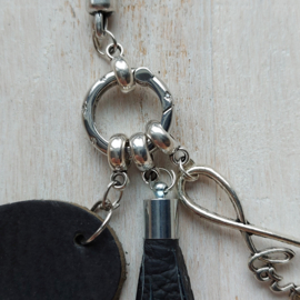 Lange leren ketting zwart met ring en te wisselen hangers 'Infinity'