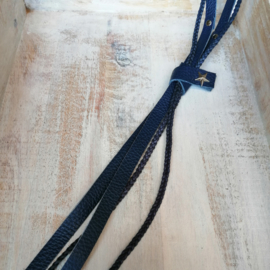 Lange donkerblauwe leren ketting