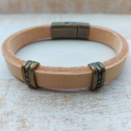 Naturelbruine armband met bronzen details 'Eliza'