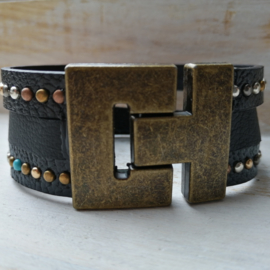 Brede armband met studs en bronskleurig slot