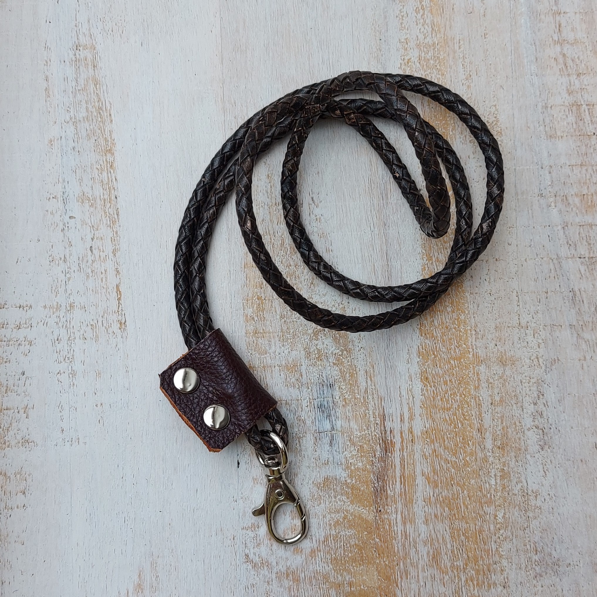 Lang keycord No. 12 - donkerbruin met karabijnhaak