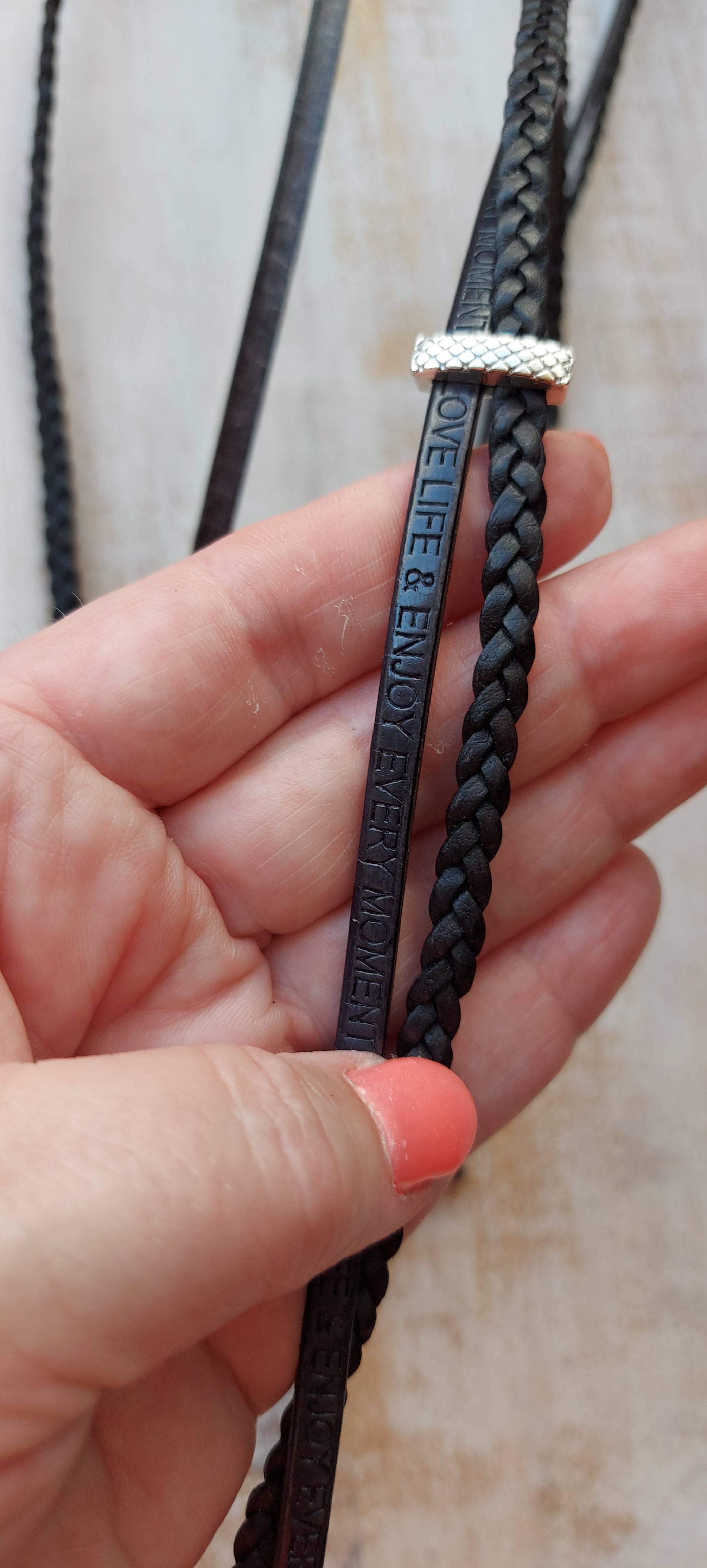 Lange leren ketting zwart met ring en te wisselen hangers 'Smile'