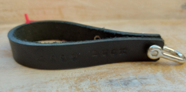 Pink Ribbon sleutelhanger zwart leer  'good luck'| 2024