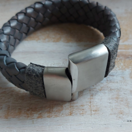 Vergrijsd bruin leren armband  "Raymond"