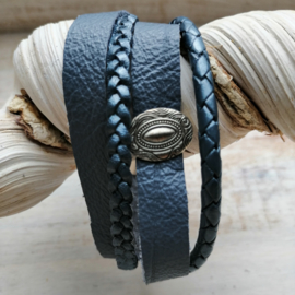 Blauwe armband "Just blue"