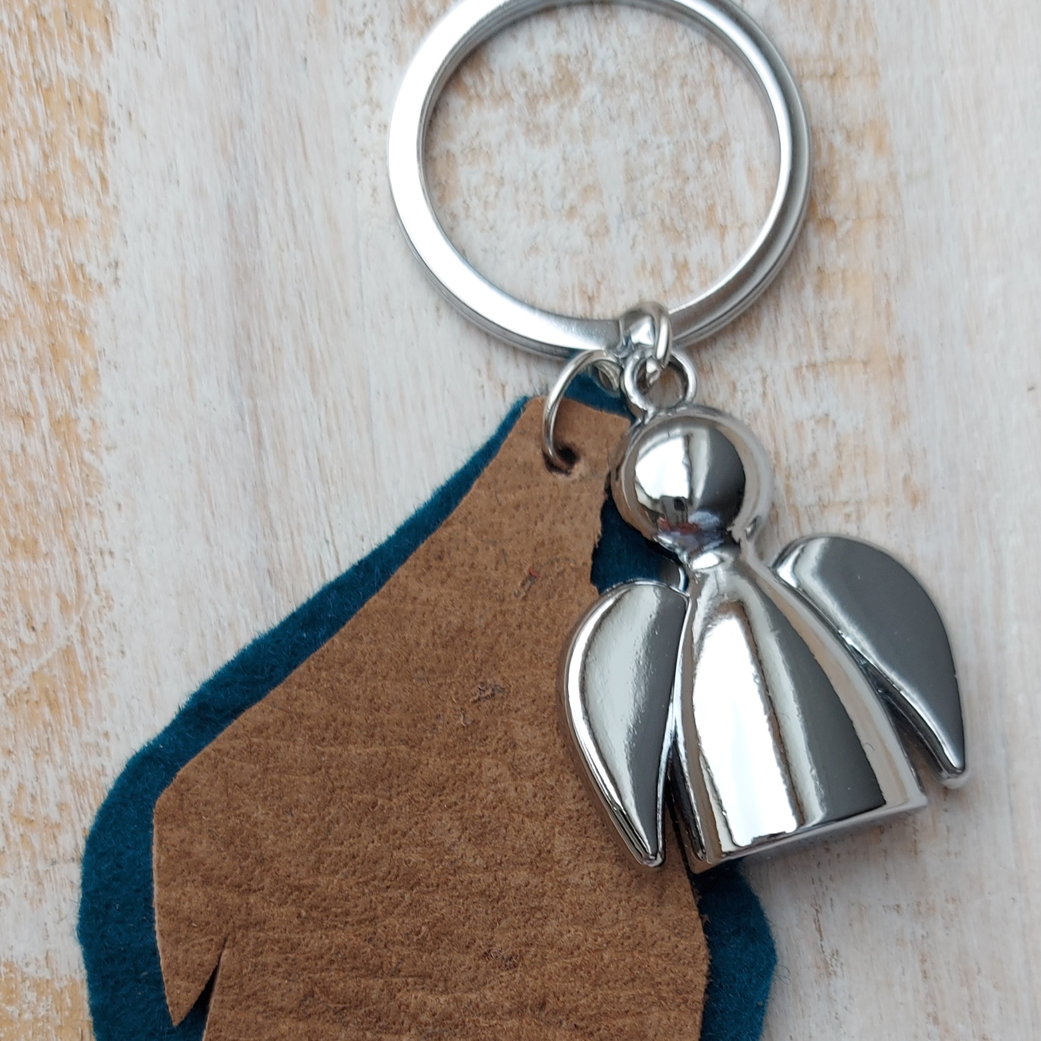 Sleutelhanger 'engelvleugel' leer/ vilt