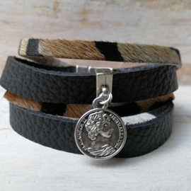 Zwarte armband met panterprint