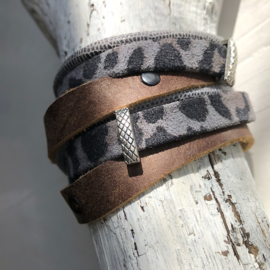 Wikkelarmband met grijs panther en bruin