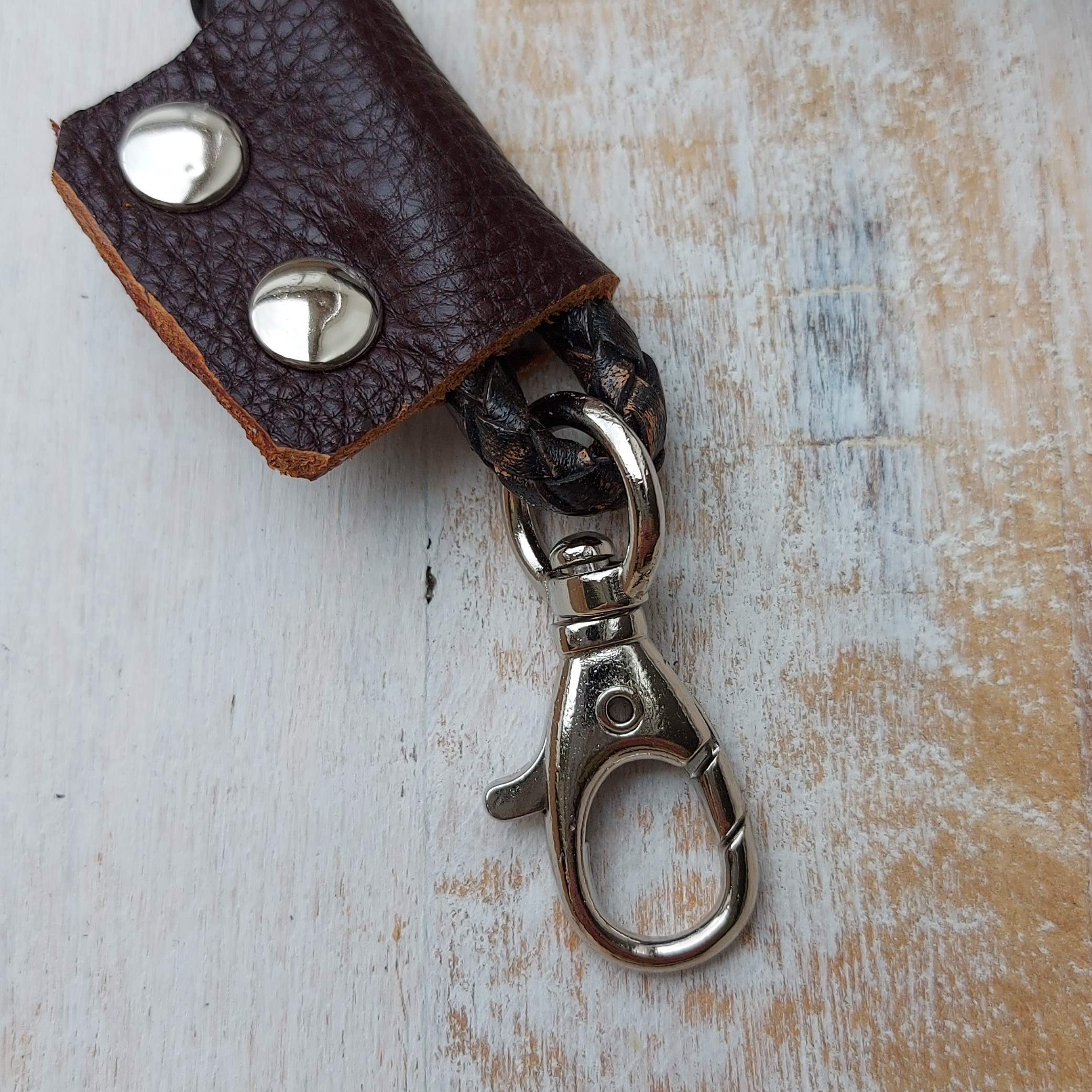 Lang keycord No. 12 - donkerbruin met karabijnhaak