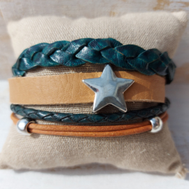 Armband uit naturel leer gecombineerd met donkergroen "Olga"