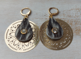 Oorbellen vachteer met goud details