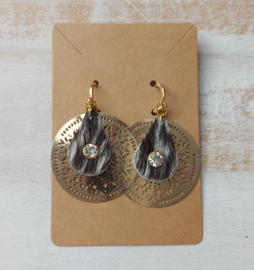 Oorbellen vachteer met goud details