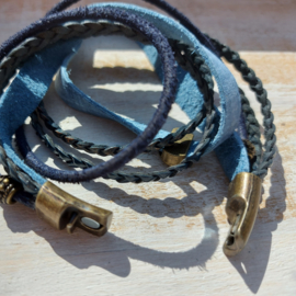 Blauw leren wikkelarmband met bronzen details "Lizzy"