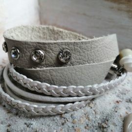 Creme witte leren wikkelarmband "Ibiza rules!"