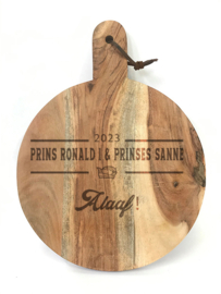 Ronde hapjesplank met gravure prins(es) carnaval