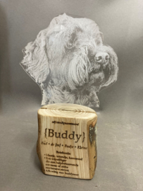 Huisdier foto op plexiglas op houten voet. 23x15cm