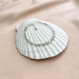 Labradoriet armband met witte parel