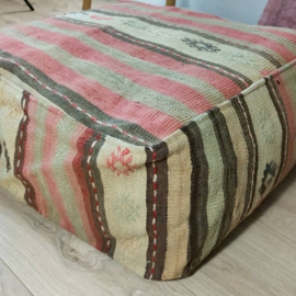 Vintage kelim poef