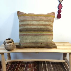 Kelimkussen 65x65