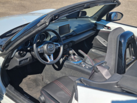 Mazda MX5 MX-5 Cabrio ND 1.5 liter 131 pk | 2016 Ceramique White