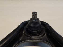 Draagarm voor / boven met fuseekogel Gestraald en Gespoten gebruikt voor de Mazda MX-5 NA