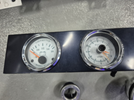 Verkocht = Upgrade Tellerbak met chroom ventilatiebolletjes etc. gebruikt voor een Mazda MX-5 NB/NBFL