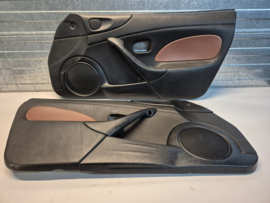Set 2x Deurpaneel Phoenix gebruikt  voor de Mazda MX-5 NBFL