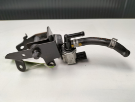 Vacuumklep voor benzinedampen gebruikt voor de Mazda MX-5 NC