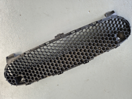 Gebruikt Grille voor in de voorbumper voor de Mazda MX5 MX-5 NC