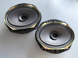 Setje van 2 ovale org. Mazda Luidsprekers Speakers gebruikt voor Mazda MX5 NB / NBFL