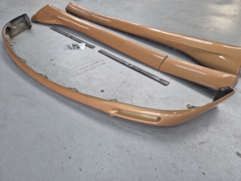 Set lip en skirts gebruikt voor de Mazda MX5 NB kleur 18K