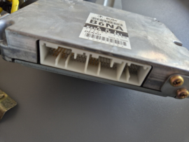 Compleet ECU met immobiliser en contactslot met 2x sleutel gebruikt voor de Mazda MX-5 NBFL 1.6
