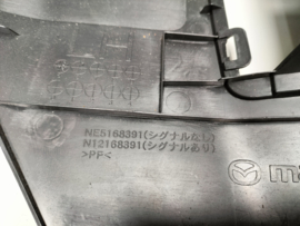 Setje Zijkappen Kunststof Zwart (bij je voeten) gebruikt voor de Mazda MX-5  NC